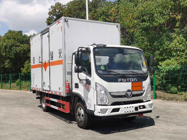 奧鈴藍牌爆破器材運輸車